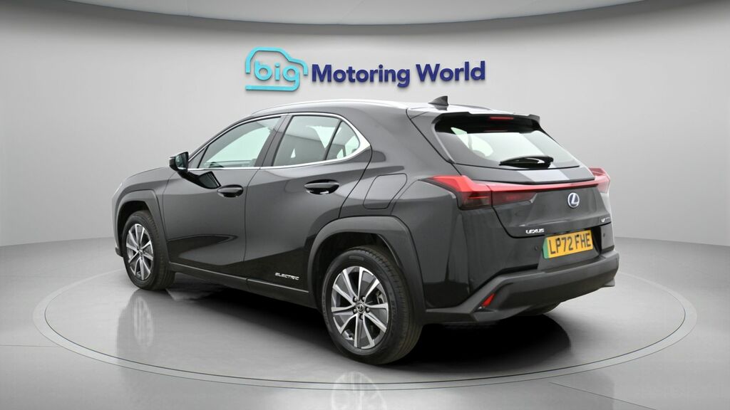 Lexus UX 300E Black #5