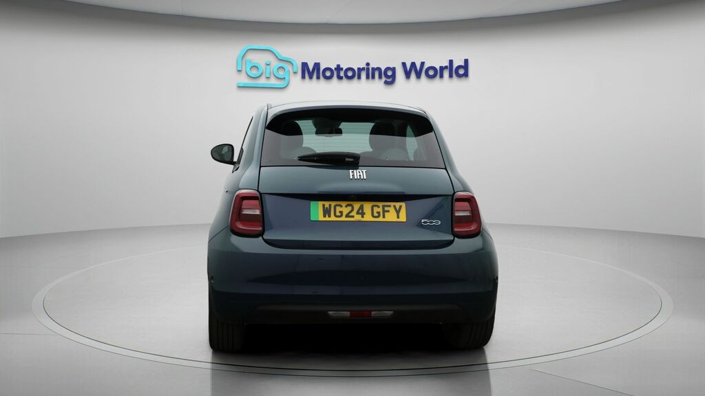 Fiat 500E Standard Green #6