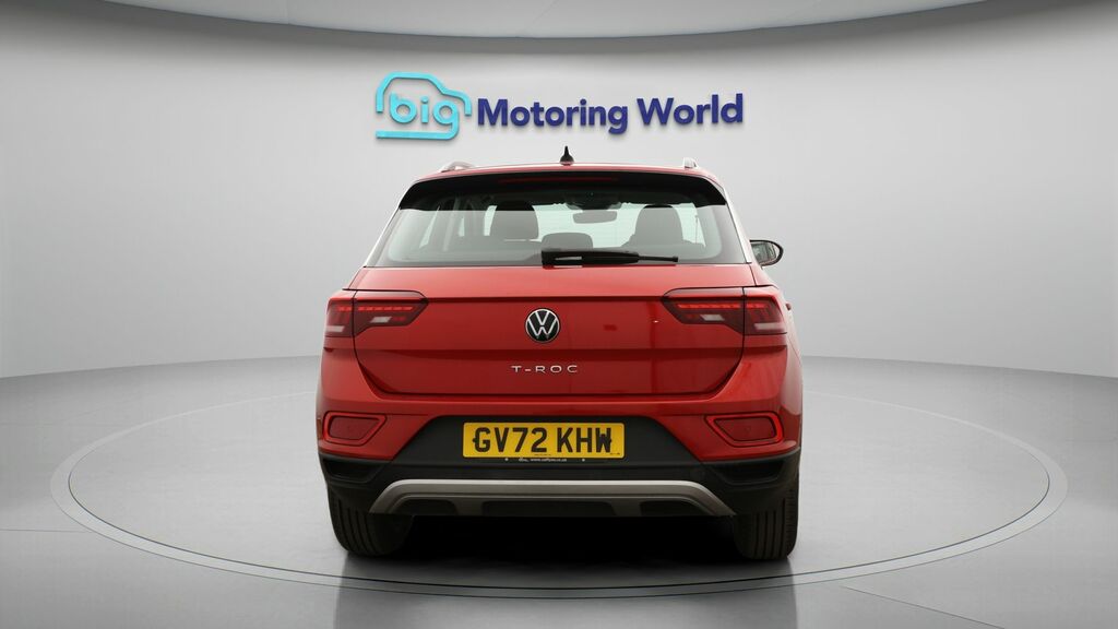 Volkswagen T-Roc Life GV72KHW Red #6