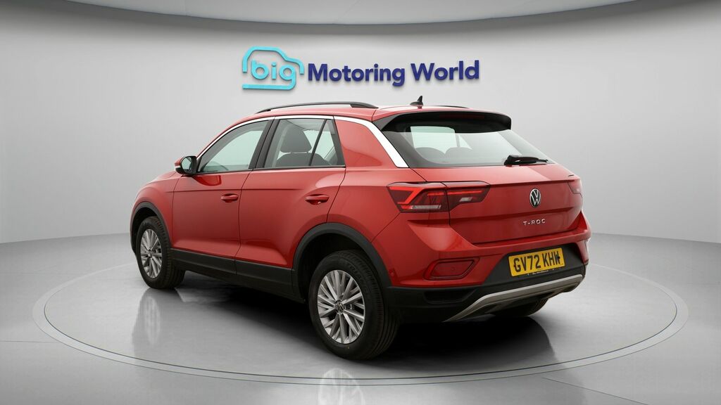 Volkswagen T-Roc Life GV72KHW Red #5