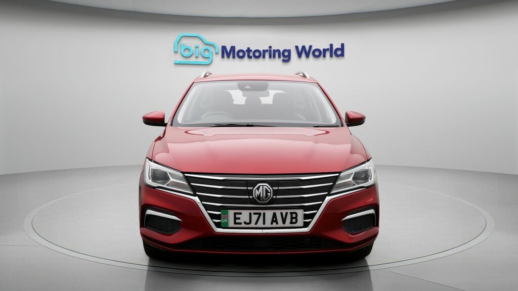 MG MG5 Exclusive Long Range Red #2