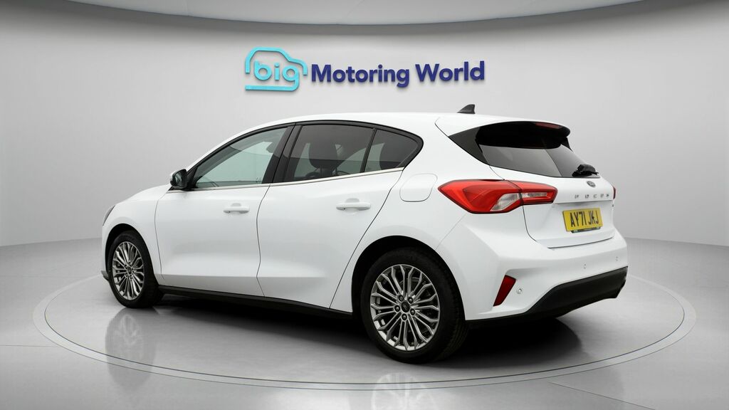 Ford Focus Titanium X Edition AY71JKJ White #5