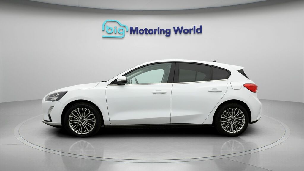 Ford Focus Titanium X Edition AY71JKJ White #4
