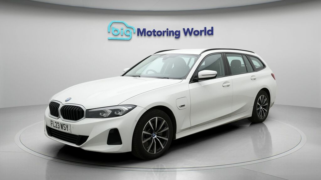 BMW 3 Series Sport White #3