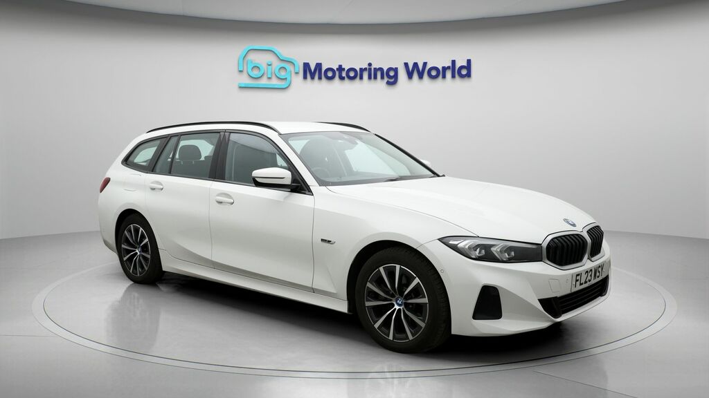 BMW 3 Series Sport White
