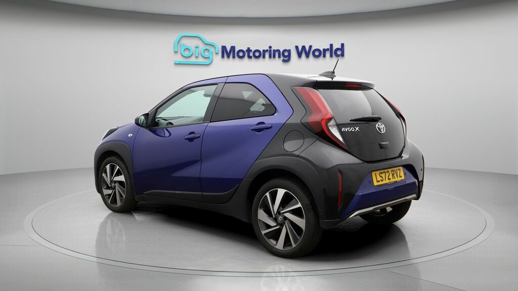 Toyota Aygo X Exclusive Blue #5
