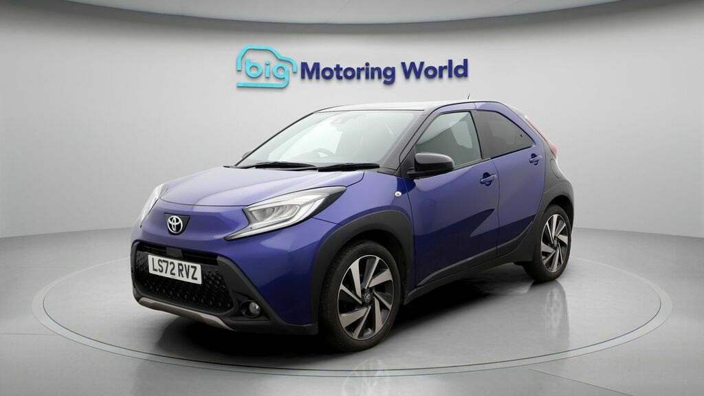 Toyota Aygo X Exclusive Blue #3