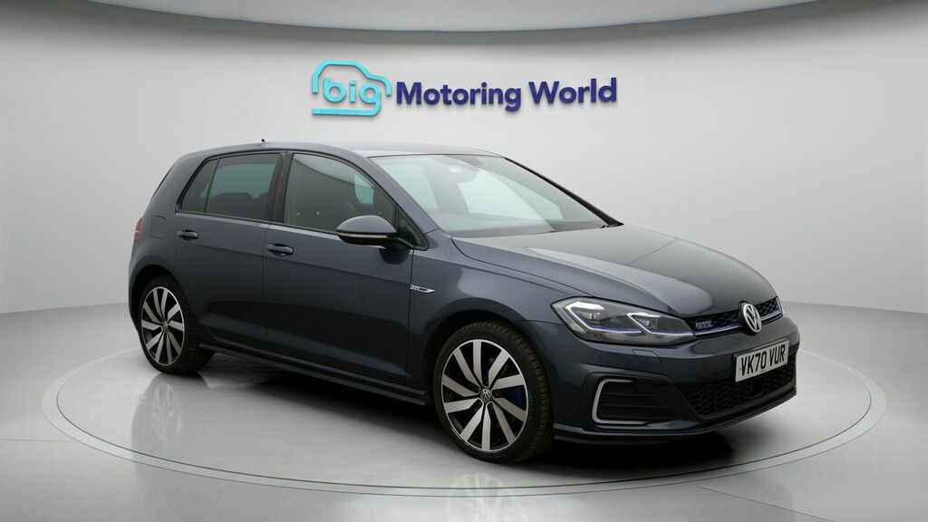 Volkswagen Golf Gte Advance Blue