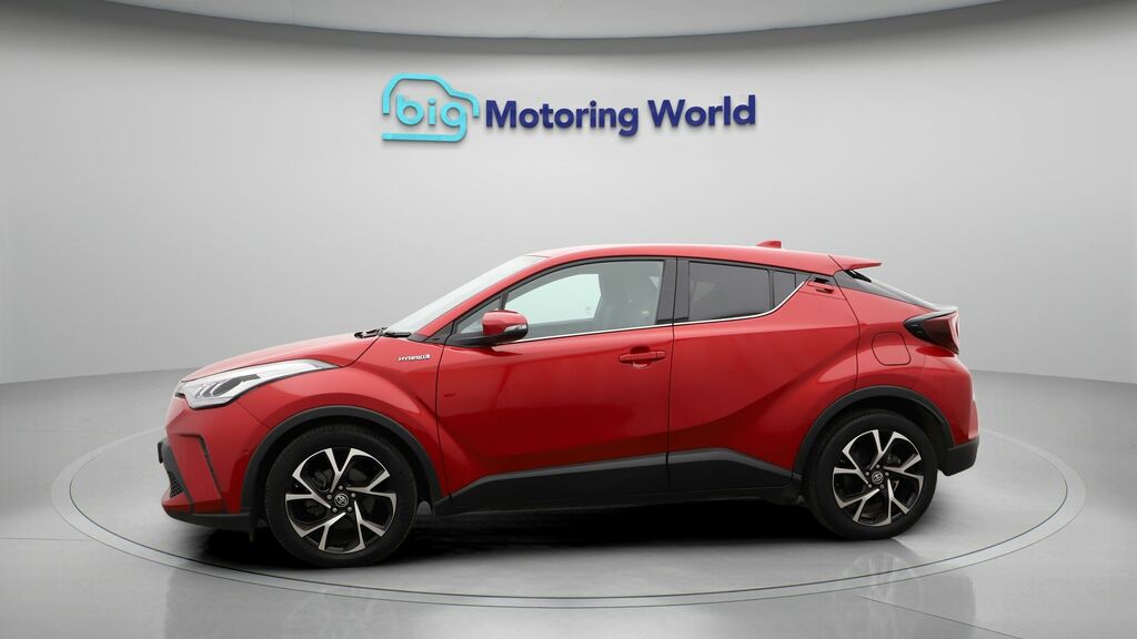 Toyota C-Hr Design Red #4