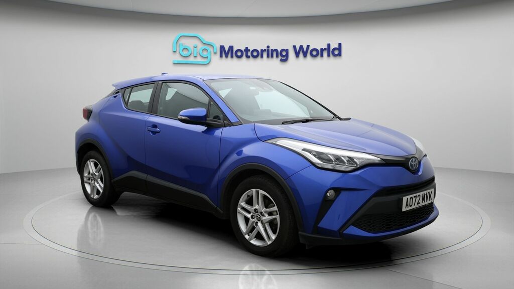 Toyota C-Hr Icon Blue