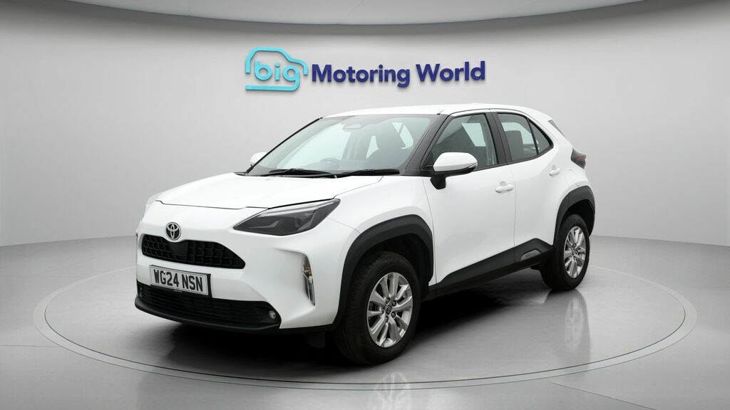 Toyota Yaris Cross Icon White #3