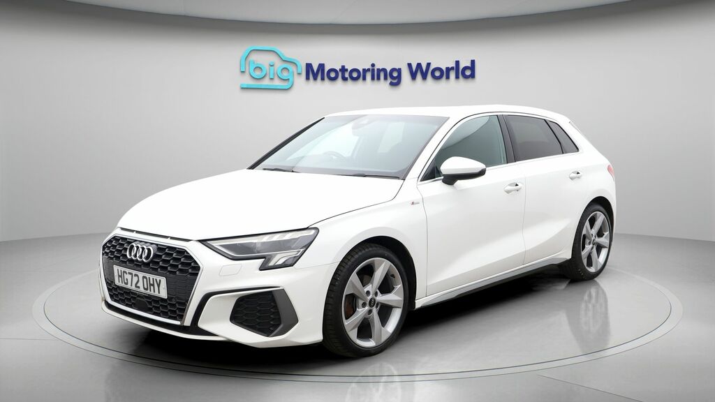 Audi A3 S Line HG72OHY White #3