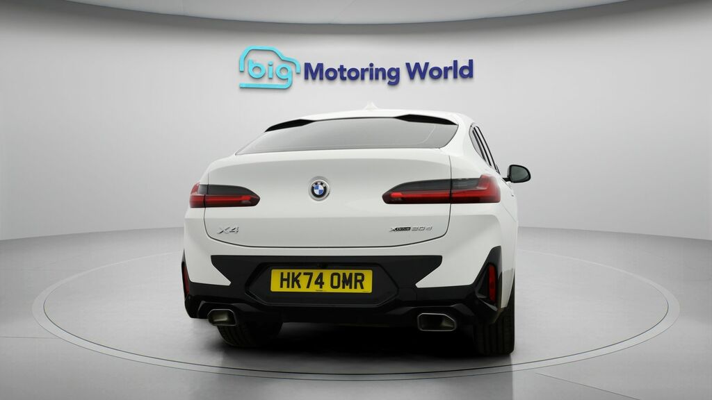 BMW X4 M M Sport White #6