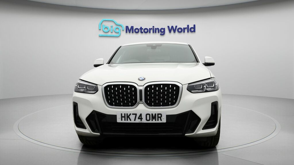 BMW X4 M M Sport White #2