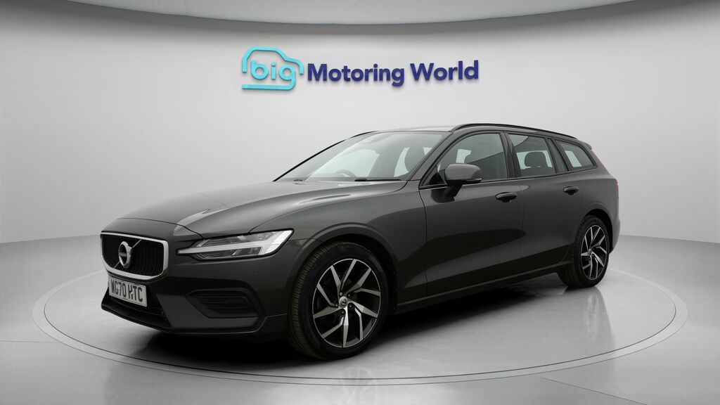 Volvo V60 Momentum Plus Grey #3