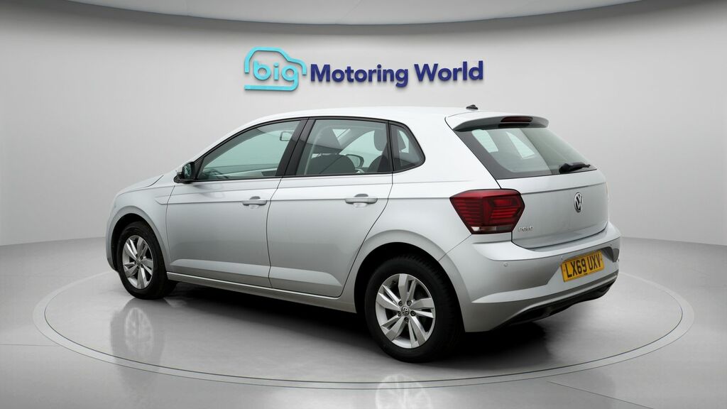 Volkswagen Polo Se Silver #5