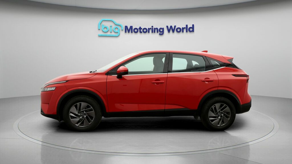 Nissan Qashqai Acenta Premium BW23NVS Red #4