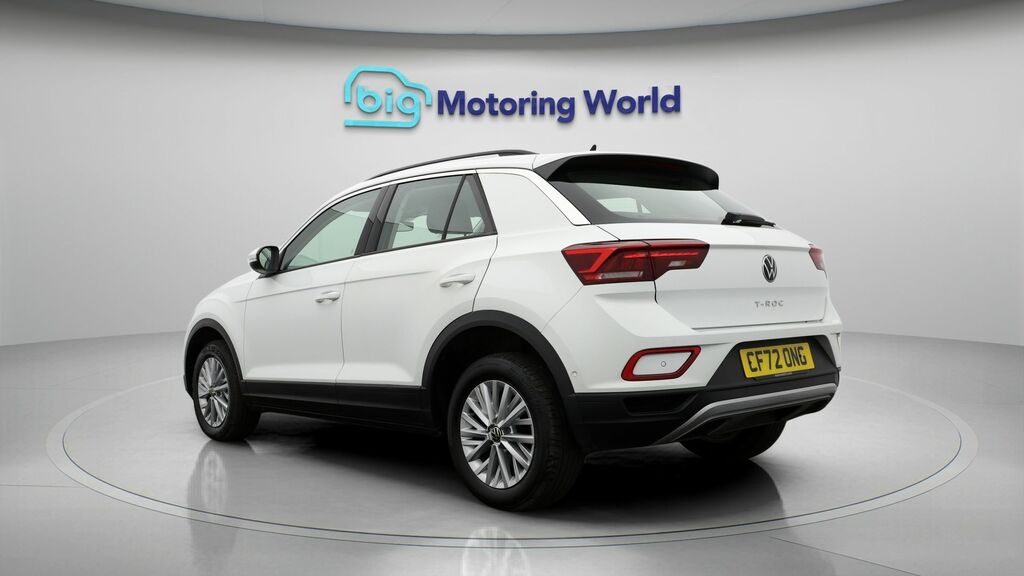 Volkswagen T-Roc Life White #5