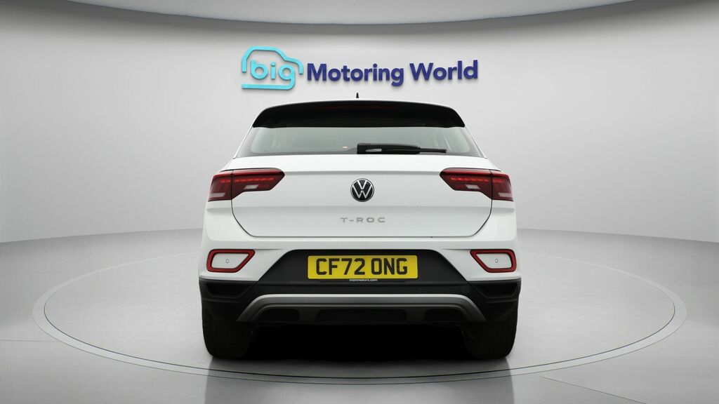 Volkswagen T-Roc Life White #6