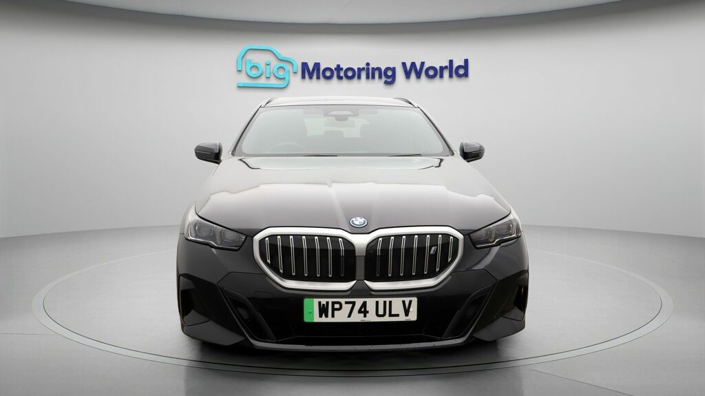 BMW i5 M Sport WP74ULV Black #2