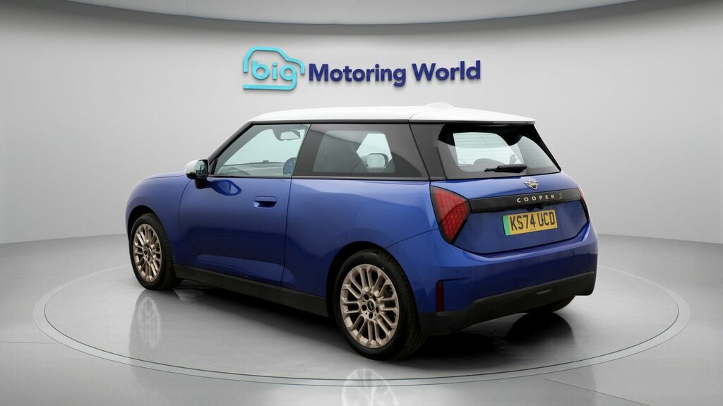 Mini Hatch Exclusive Blue #5