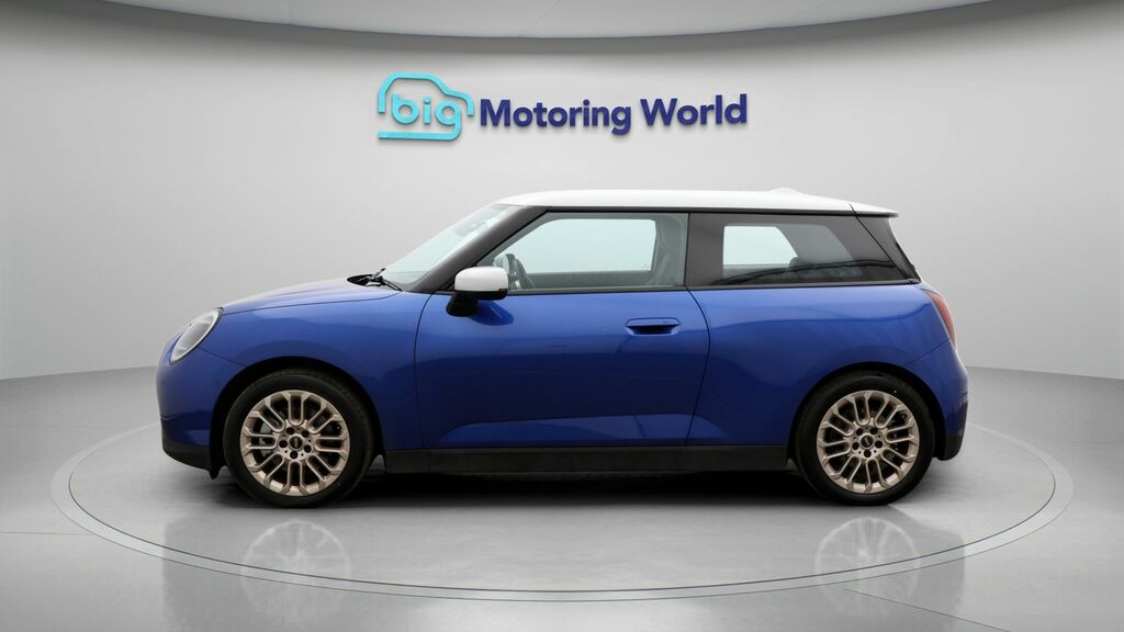 Mini Hatch Exclusive Blue #4
