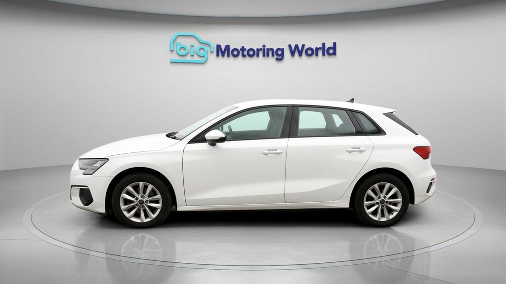Audi A3 Technik White #4