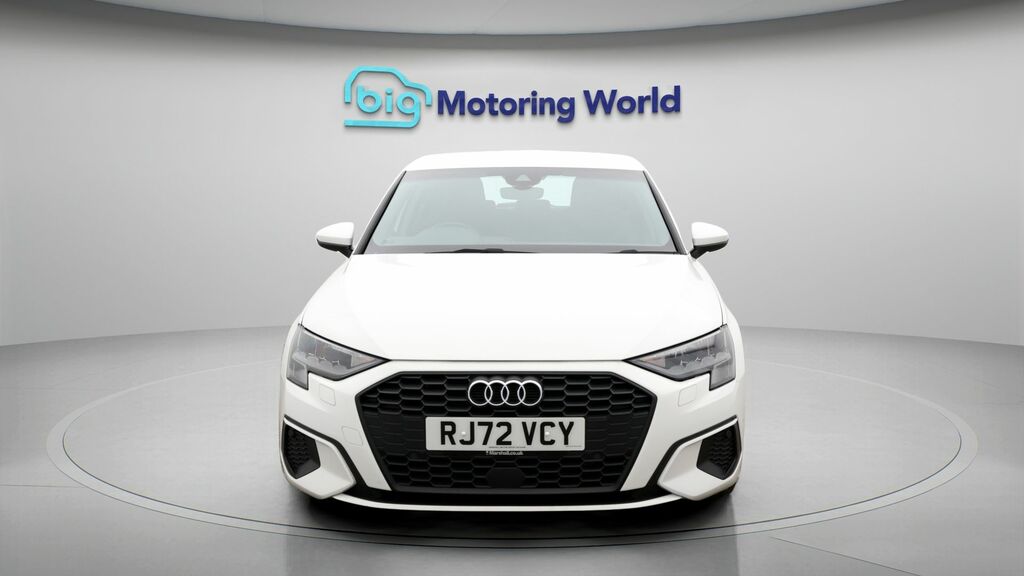 Audi A3 Technik White #2