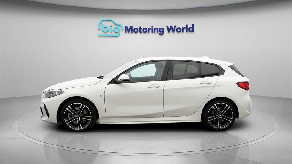 BMW 1 Series M Sport White #4