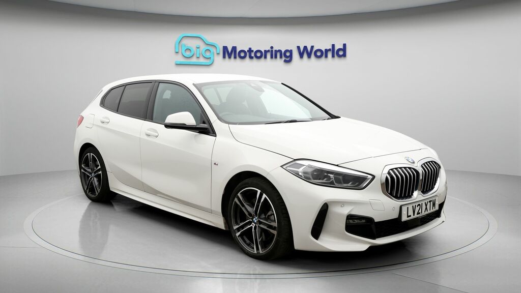BMW 1 Series M Sport White