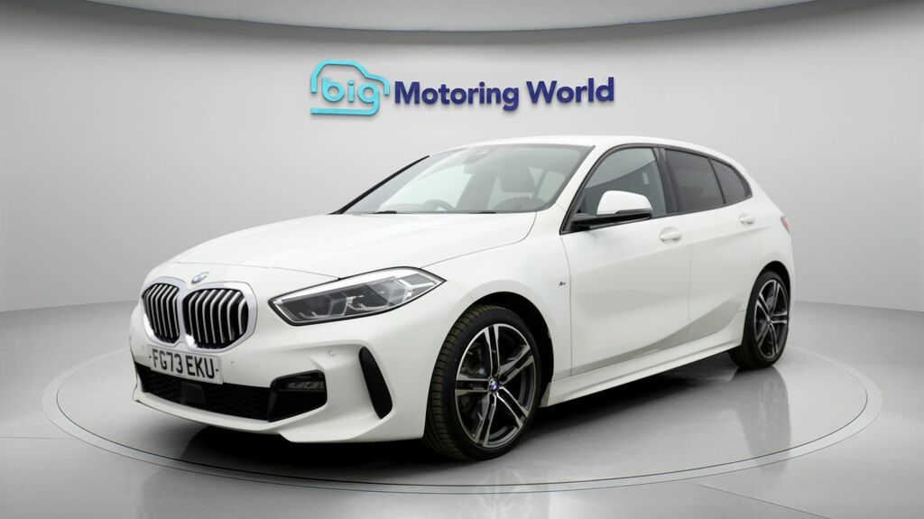 BMW 1 Series M Sport FG73EKU White #3