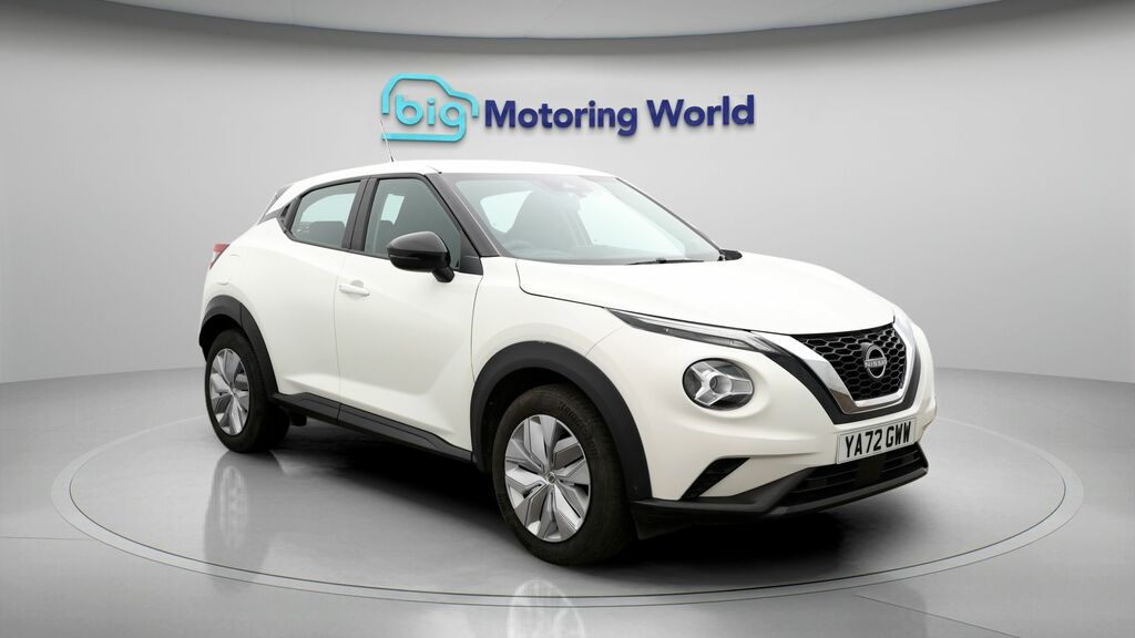 Nissan Juke Acenta White
