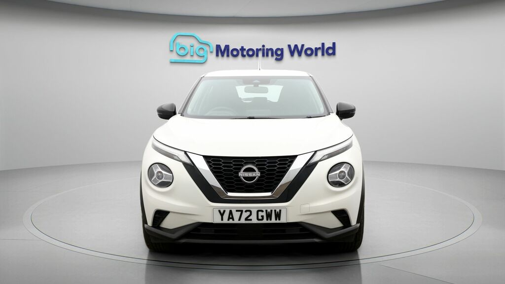 Nissan Juke Acenta White #2