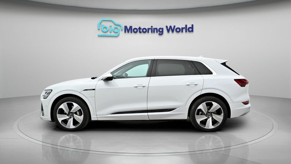 Audi E-Tron S S Line White #4