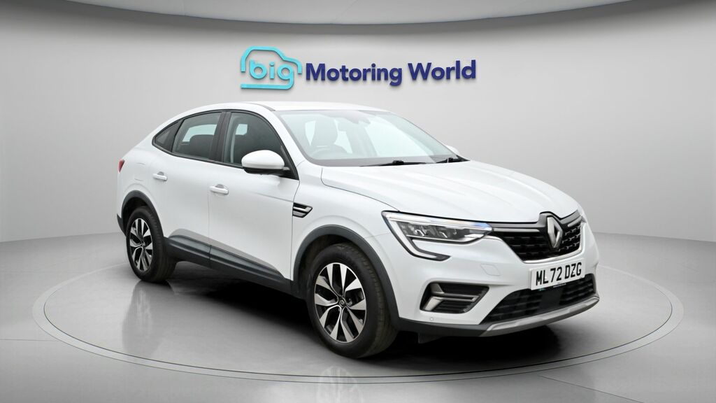 Renault Arkana Iconic White