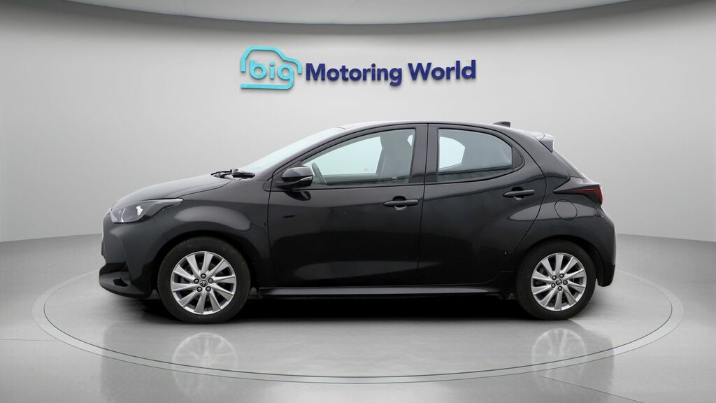 Toyota Yaris Icon RO72TFZ Black #4