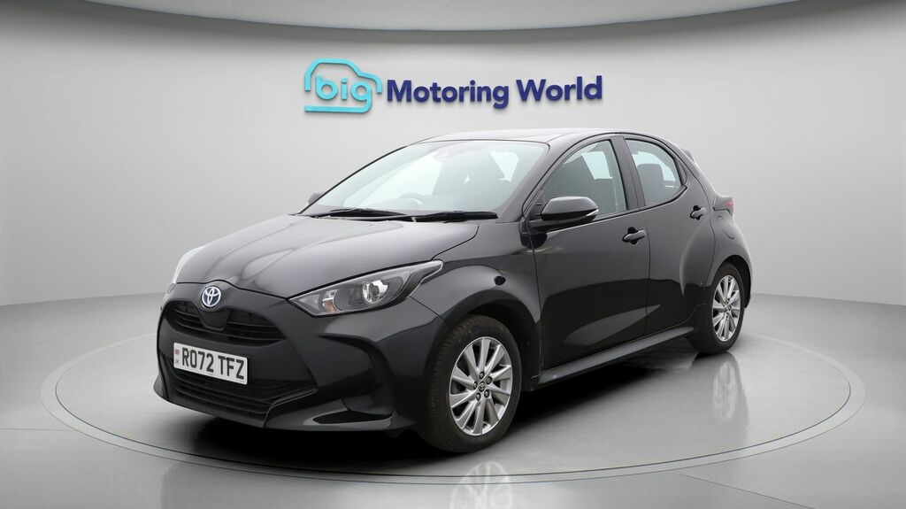 Toyota Yaris Icon RO72TFZ Black #3