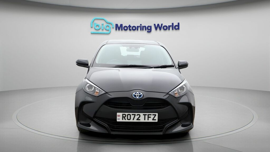 Toyota Yaris Icon RO72TFZ Black #2