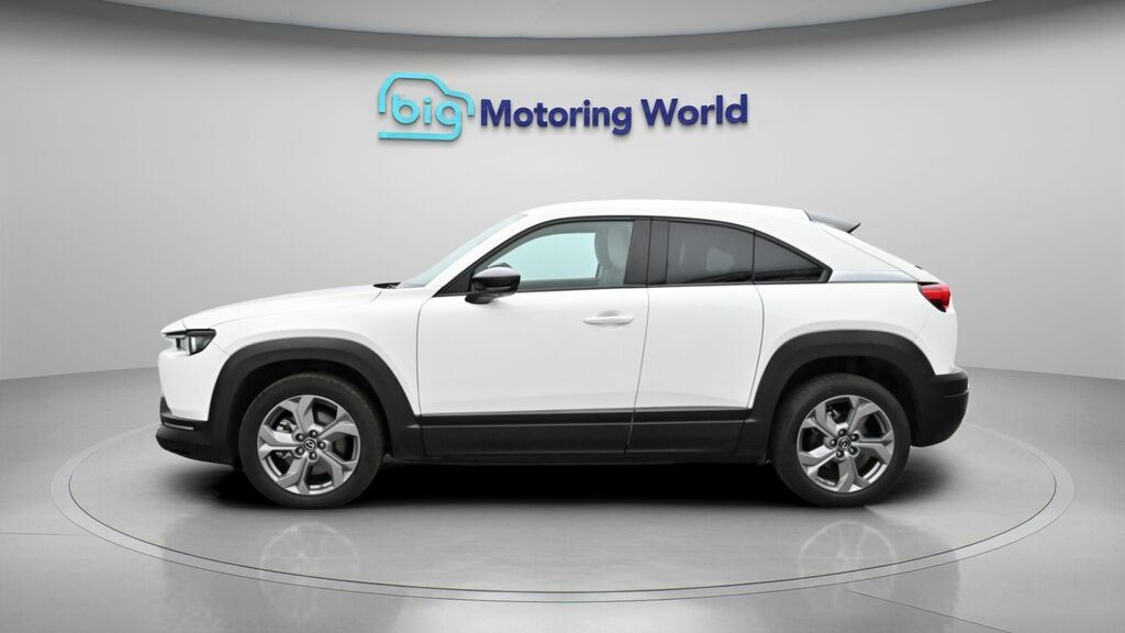 Mazda MX-30 Makoto White #4
