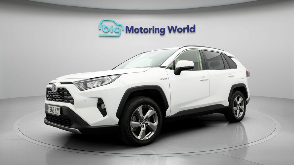 Toyota Rav 4 Design White #3