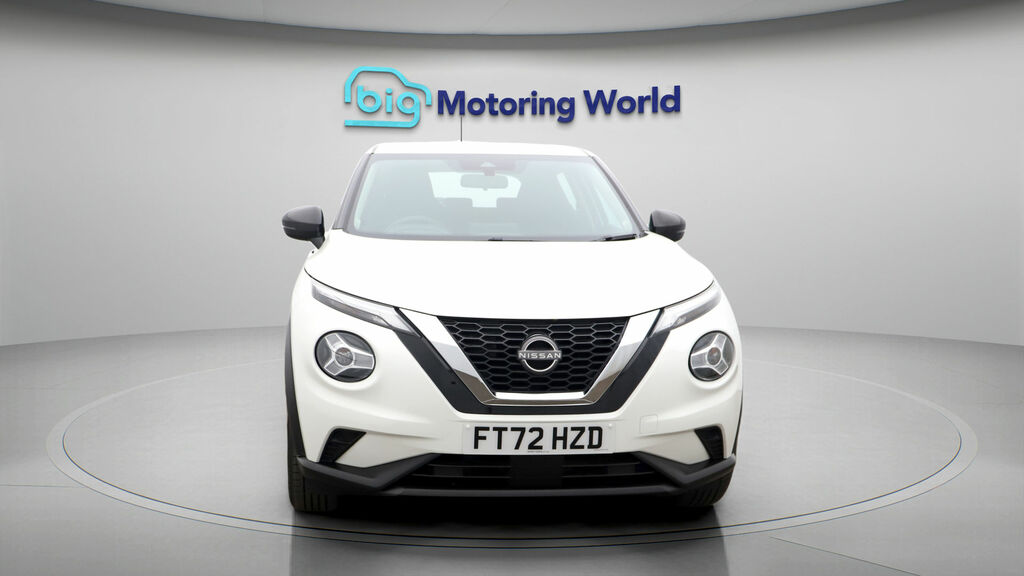 Nissan Juke Acenta White #2
