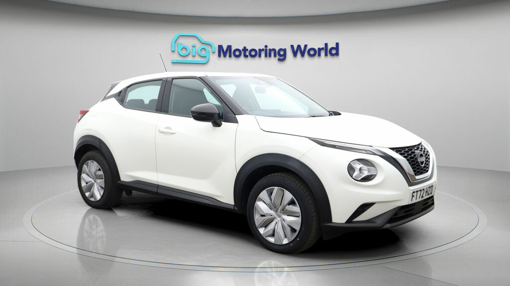 Nissan Juke Acenta White
