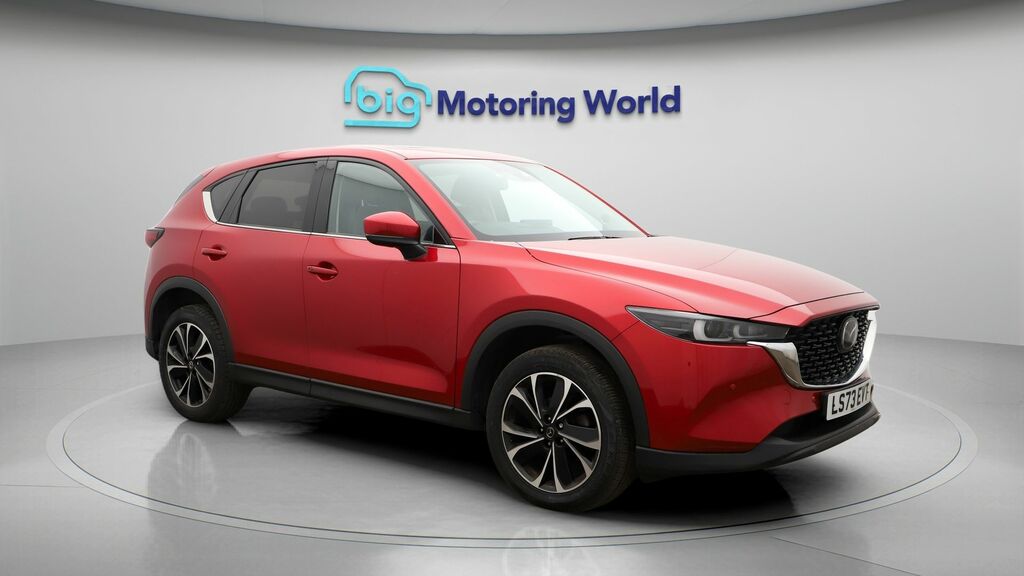 Mazda CX-5 Exclusive-line Red