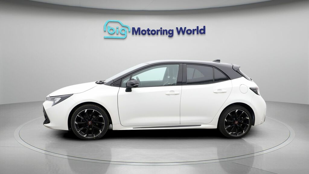 Toyota Corolla Gr Sport PY72KFE White #4