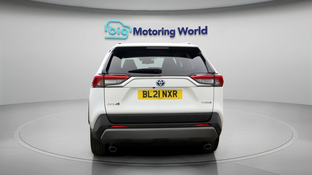 Toyota Rav 4 Excel White #6