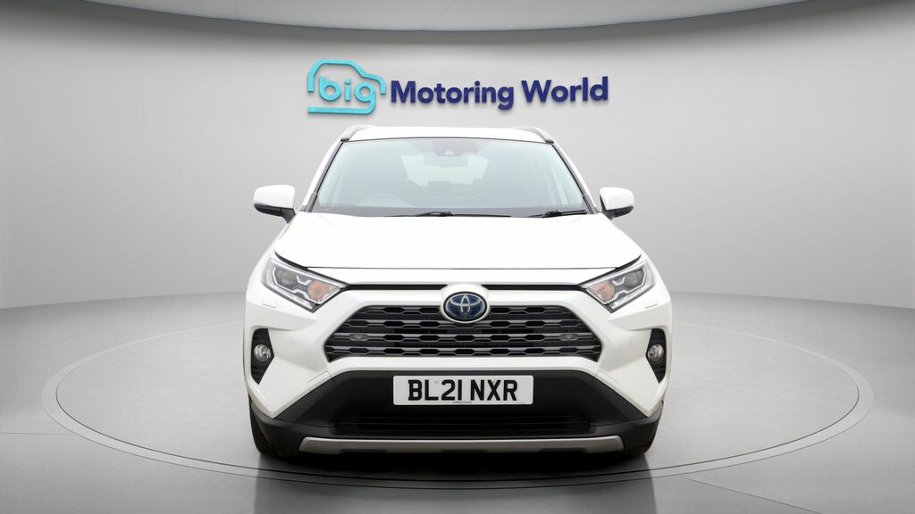 Toyota Rav 4 Excel White #2