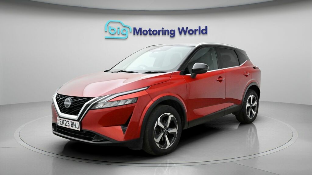 Nissan Qashqai N-connecta EK23BHJ Red #3