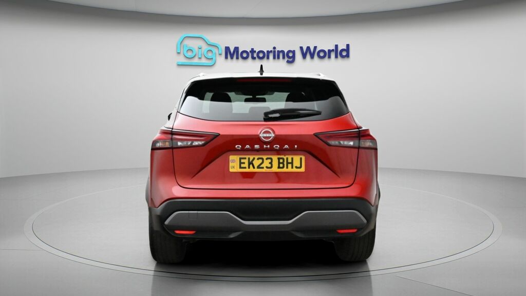 Nissan Qashqai N-connecta EK23BHJ Red #6