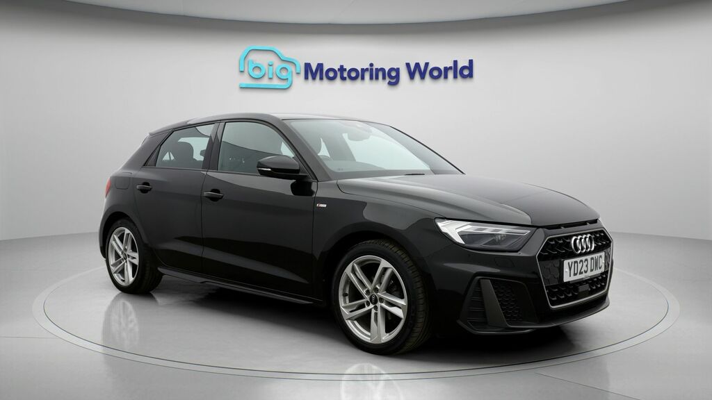 Audi A1 S Line Black