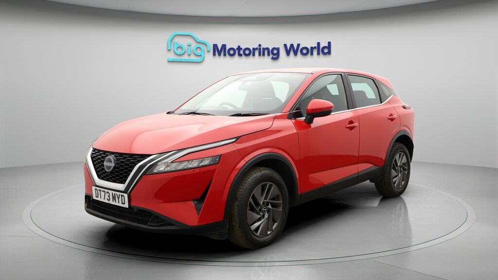 Nissan Qashqai Acenta Premium DT73MYD Red #3